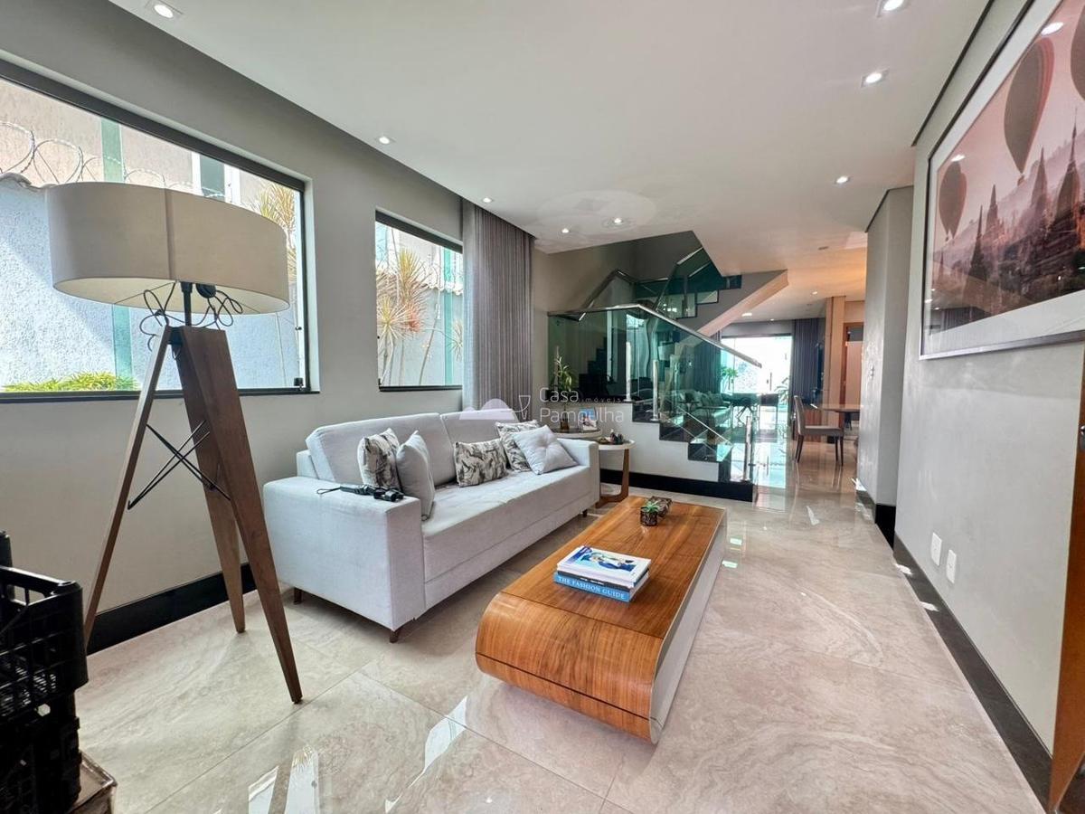 Casa, Santa Amélia, 3 Quartos, 6 Vagas, 2 Suítes