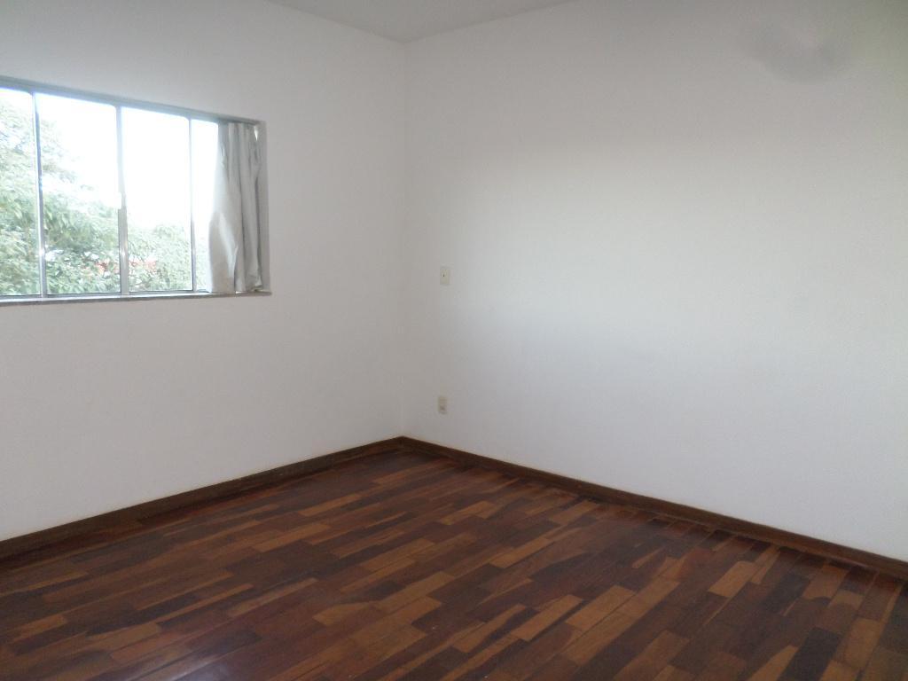 Casa, Jardim Canadá, 5 Quartos, 4 Vagas, 1 Suíte