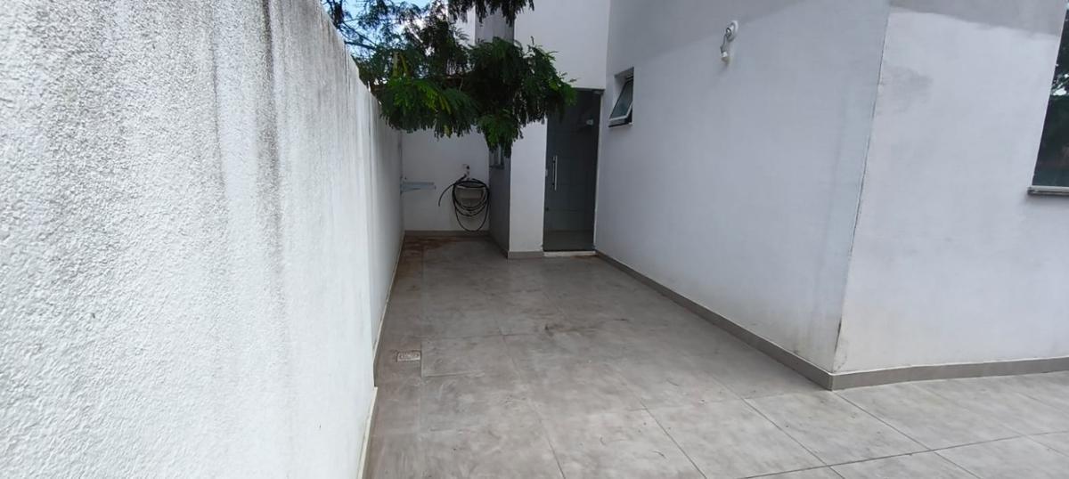 Apartamento, Jardim Vitória, 2 Quartos, 1 Vaga