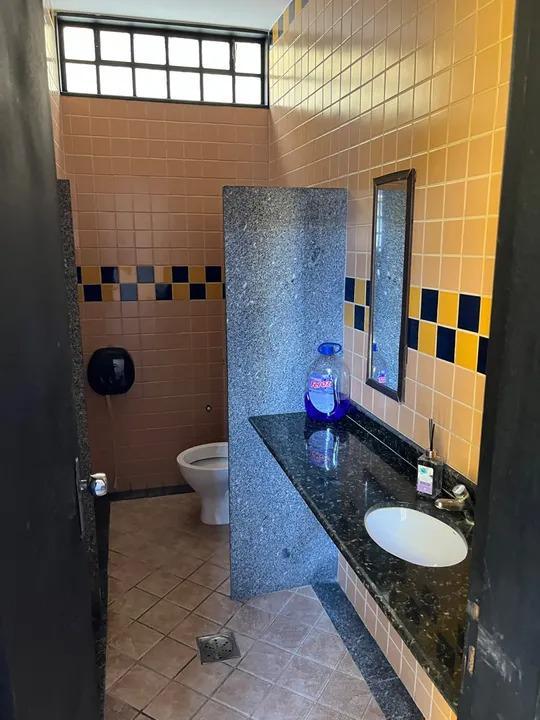 Prédio, Ouro Preto, 8 Quartos, 5 Vagas