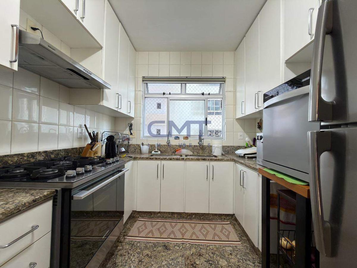Apartamento, Funcionários, 4 Quartos, 2 Vagas, 2 Suítes