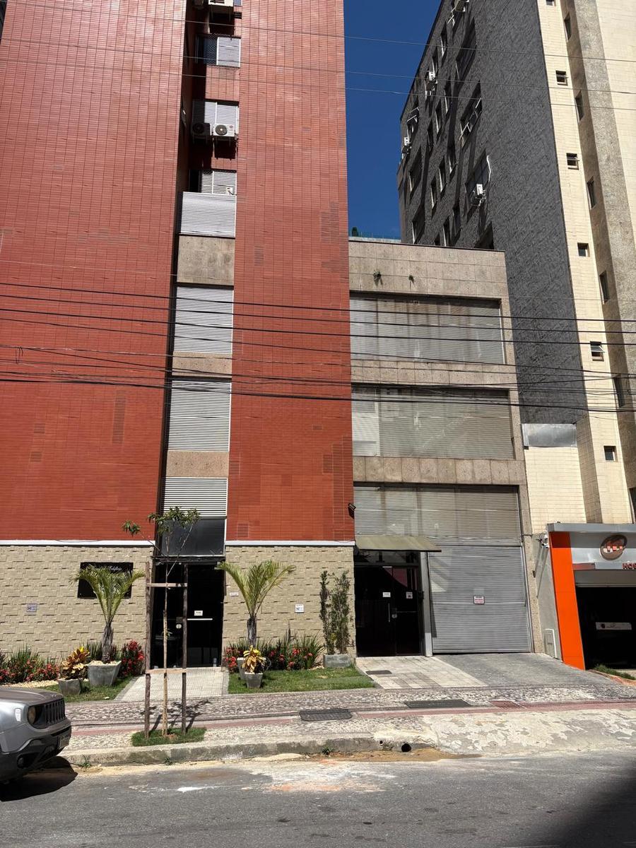 Apartamento, Funcionários, 2 Quartos, 1 Vaga, 1 Suíte