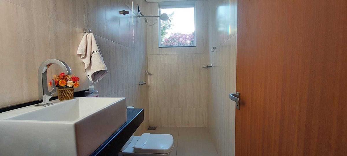 Casa, Recanto da Lagoa, 4 Quartos, 2 Vagas, 2 Suítes