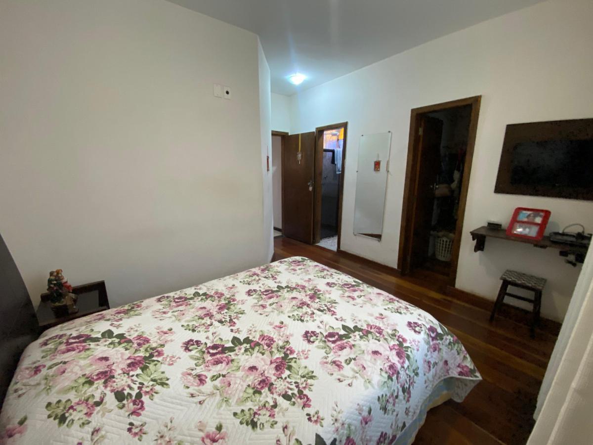 Casa, Planalto, 2 Quartos, 3 Vagas, 2 Suítes