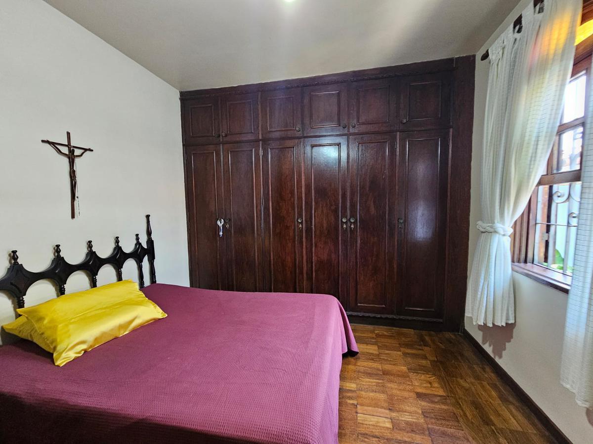 Casa, Jardim América, 4 Quartos, 4 Vagas, 2 Suítes