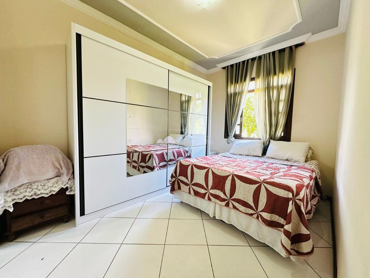 Casa, Jardim Leblon, 3 Quartos, 2 Vagas, 1 Suíte