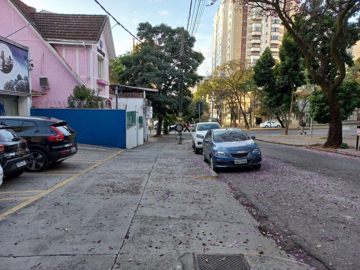 Cobertura, Funcionários, 2 Quartos, 2 Vagas, 1 Suíte