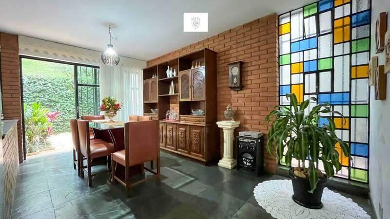 Casa, Comiteco, 4 Quartos, 3 Vagas, 2 Suítes