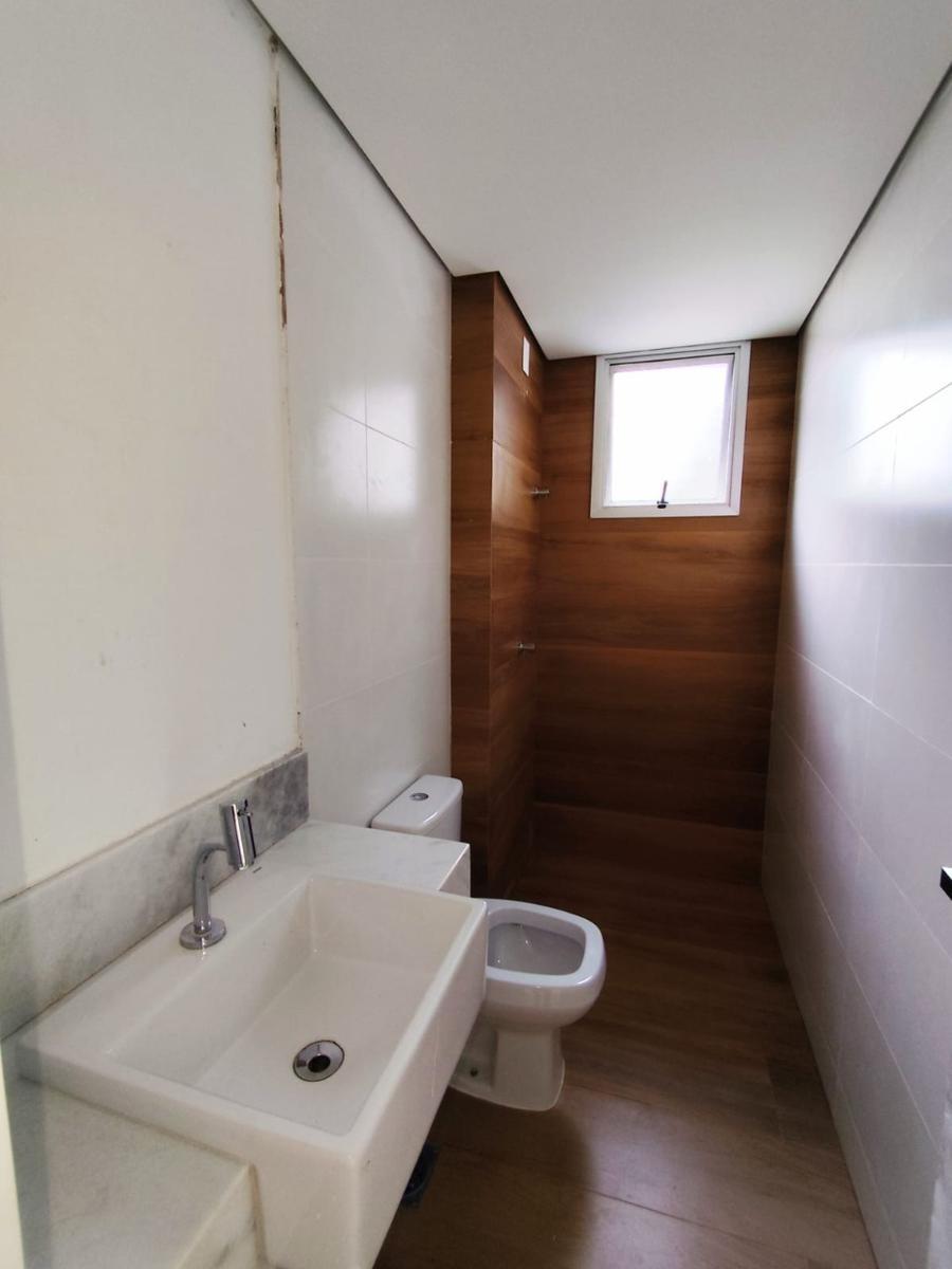 Apartamento, Sagrada Família, 3 Quartos, 2 Vagas, 1 Suíte