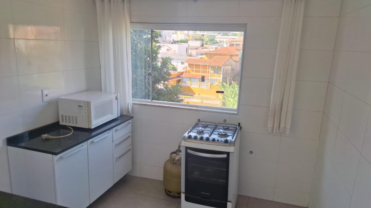 Casa, Palmeiras, 12 Quartos, 2 Vagas, 1 Suíte