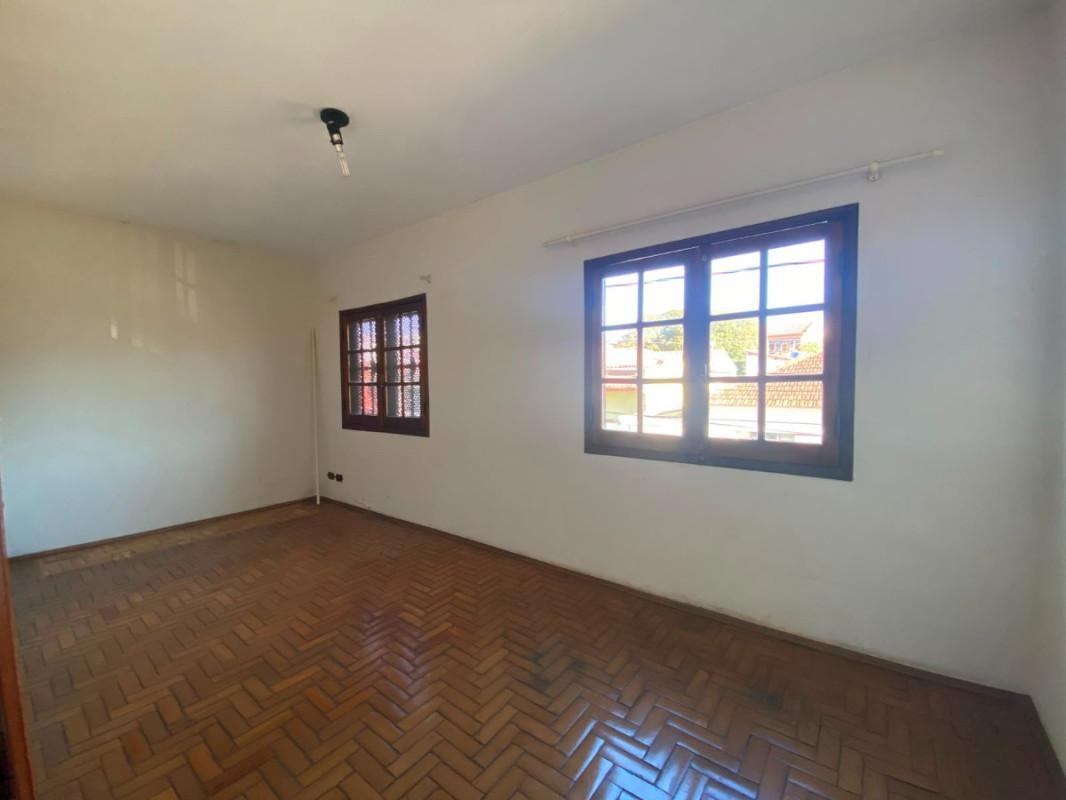 Casa, Centro, 5 Quartos, 1 Vaga, 2 Suítes