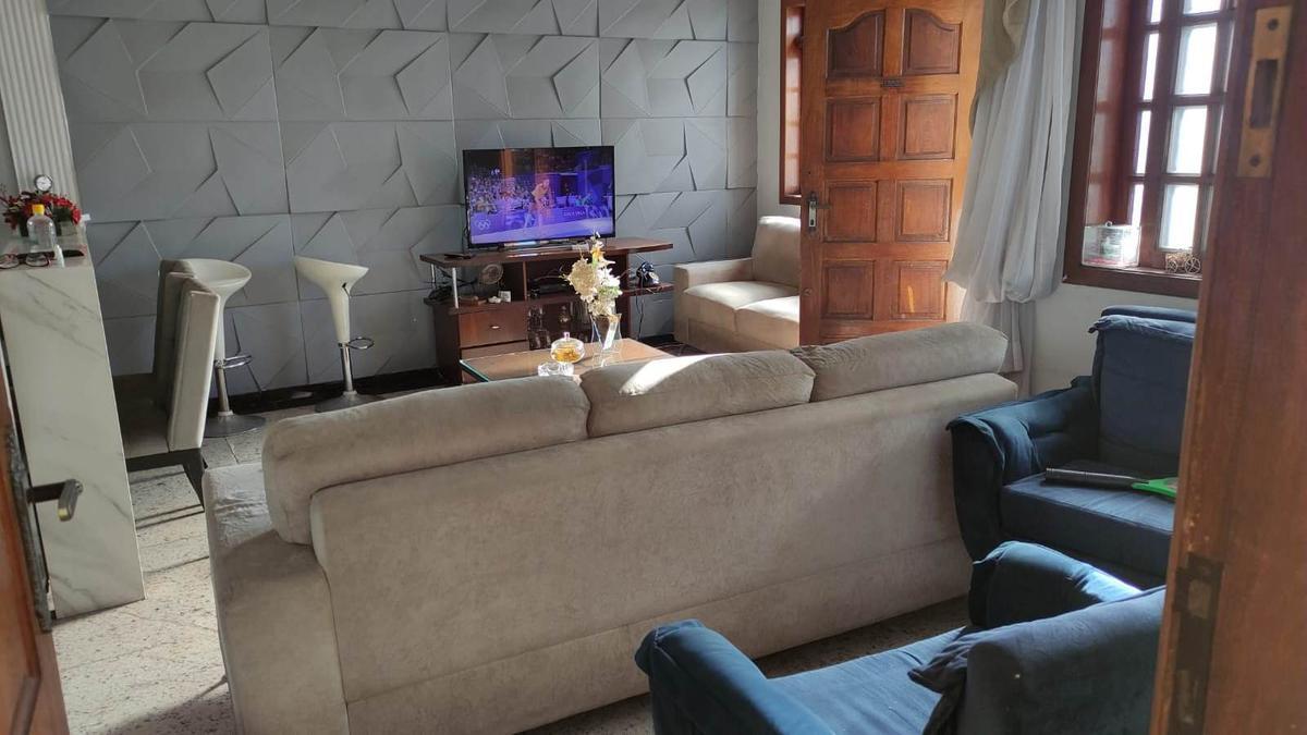 Casa, Serrano, 3 Quartos, 2 Vagas, 1 Suíte
