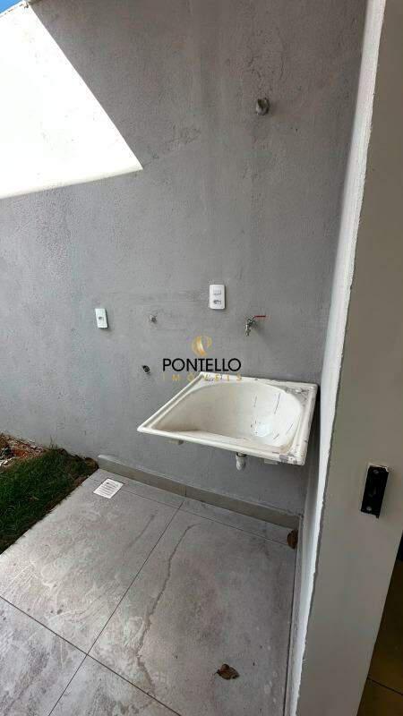 Casa, Manoa, 2 Quartos, 3 Vagas, 1 Suíte