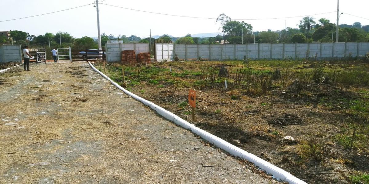 Lote, São José, 0 Quarto, 4 Vagas