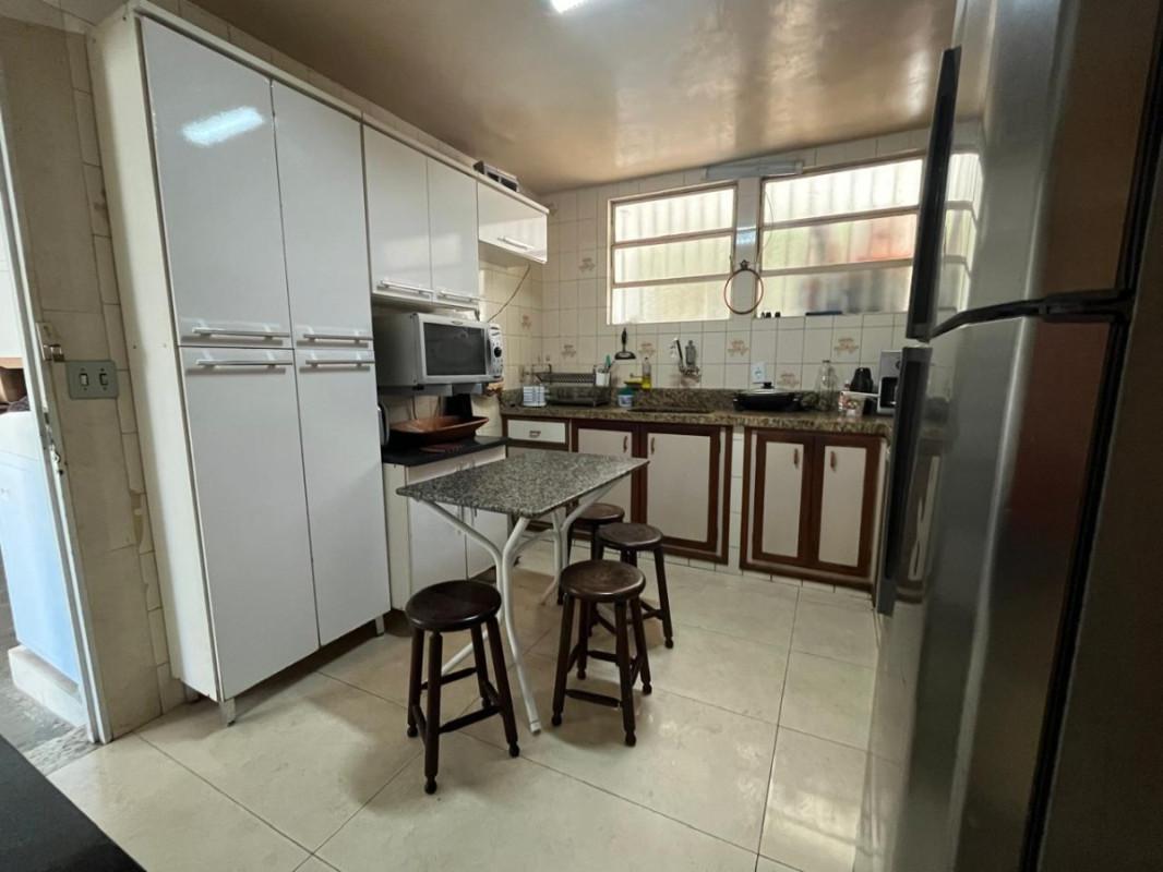 Casa, Alípio de Melo, 3 Quartos, 4 Vagas, 1 Suíte