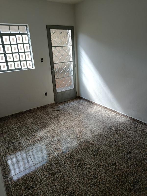 Casa, Jardim Guanabara, 2 Quartos, 4 Vagas, 1 Suíte
