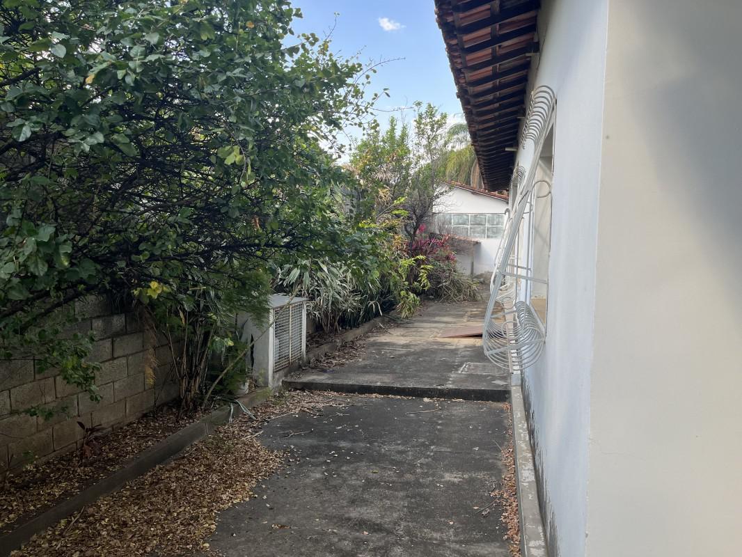 Casa, Várzea, 4 Quartos, 5 Vagas, 1 Suíte