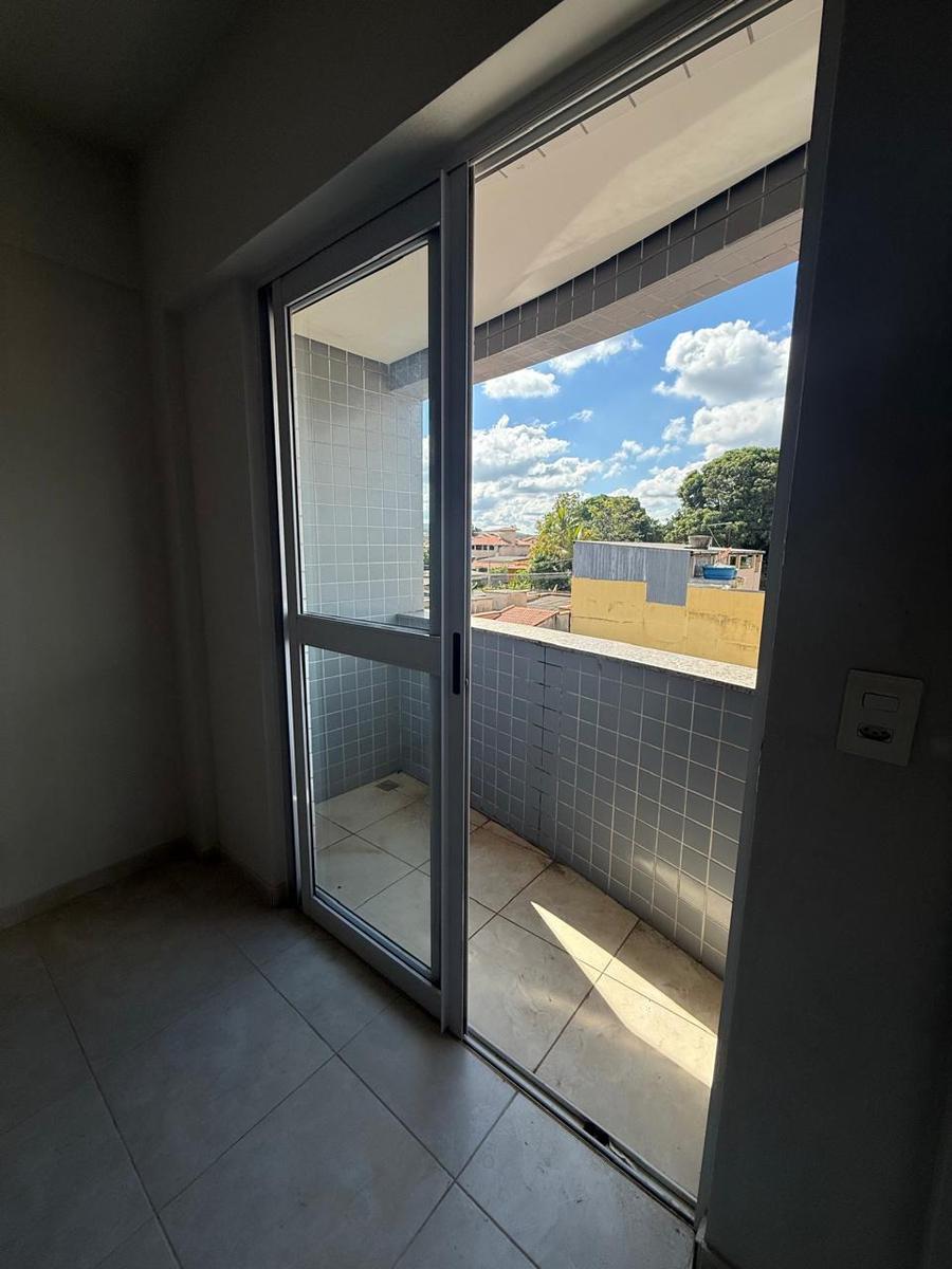 Apartamento, Bom Retiro, 2 Quartos, 1 Vaga, 1 Suíte