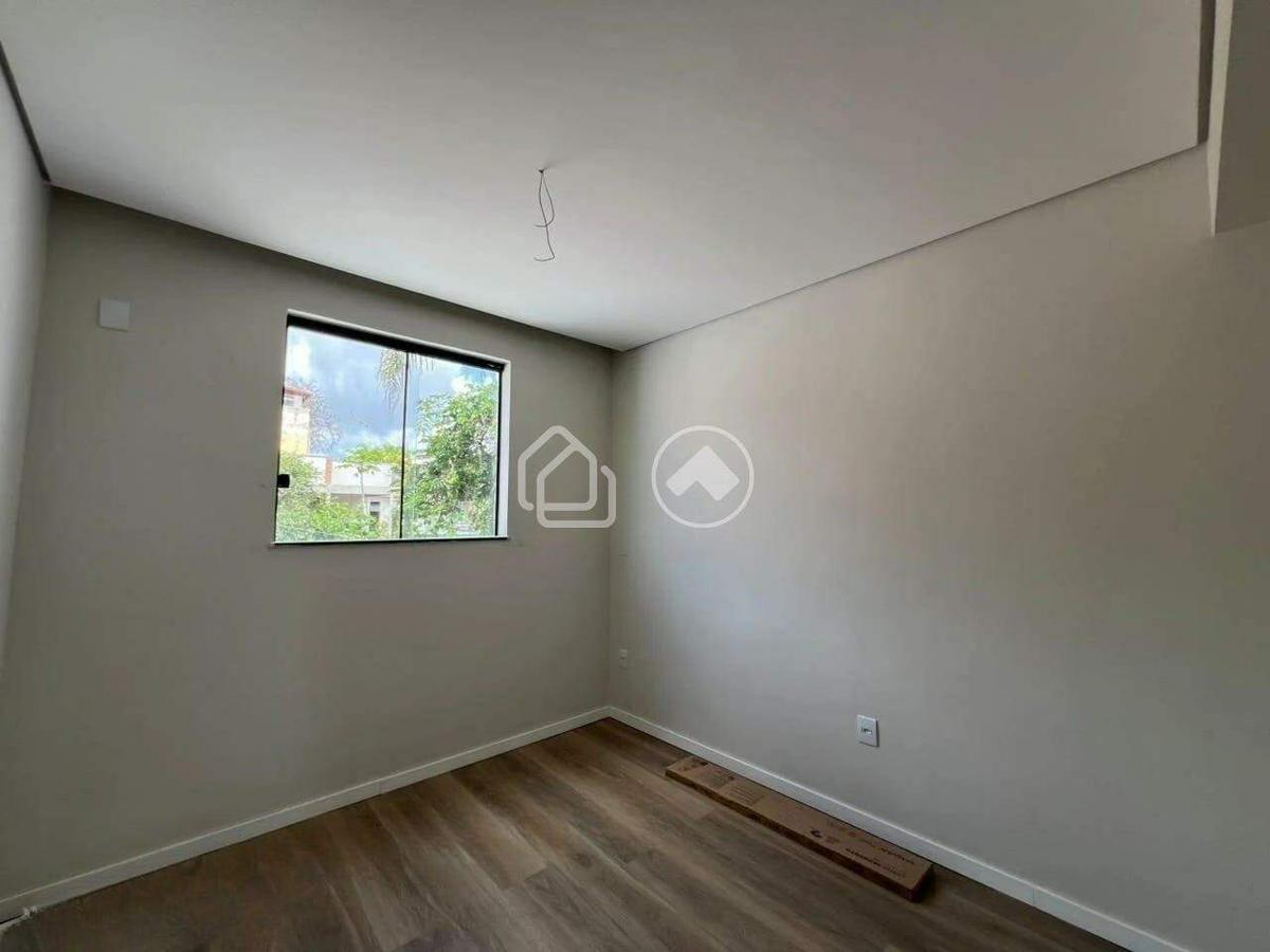 Casa, Ouro Preto, 3 Quartos, 4 Vagas, 1 Suíte