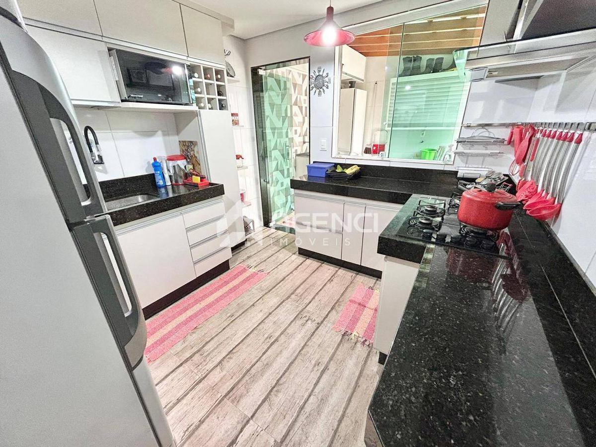 Apartamento, Arvoredo, 3 Quartos, 0 Vaga, 1 Suíte