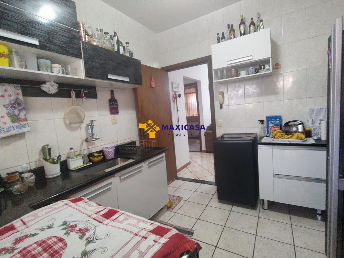 Casa, Santa Terezinha, 2 Quartos, 2 Vagas