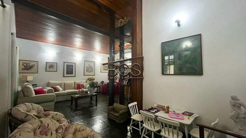 Casa, Santo Antônio, 8 Quartos, 3 Vagas, 2 Suítes