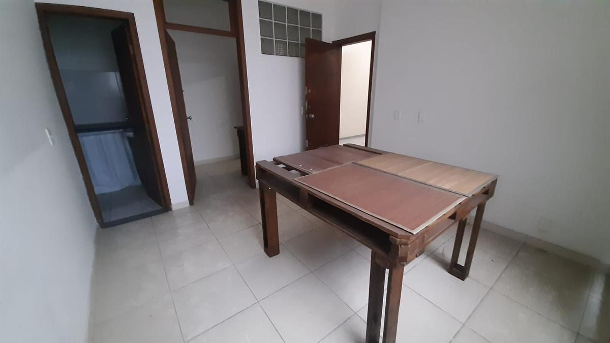 Sala, Centro, 0 Quarto, 0 Vaga