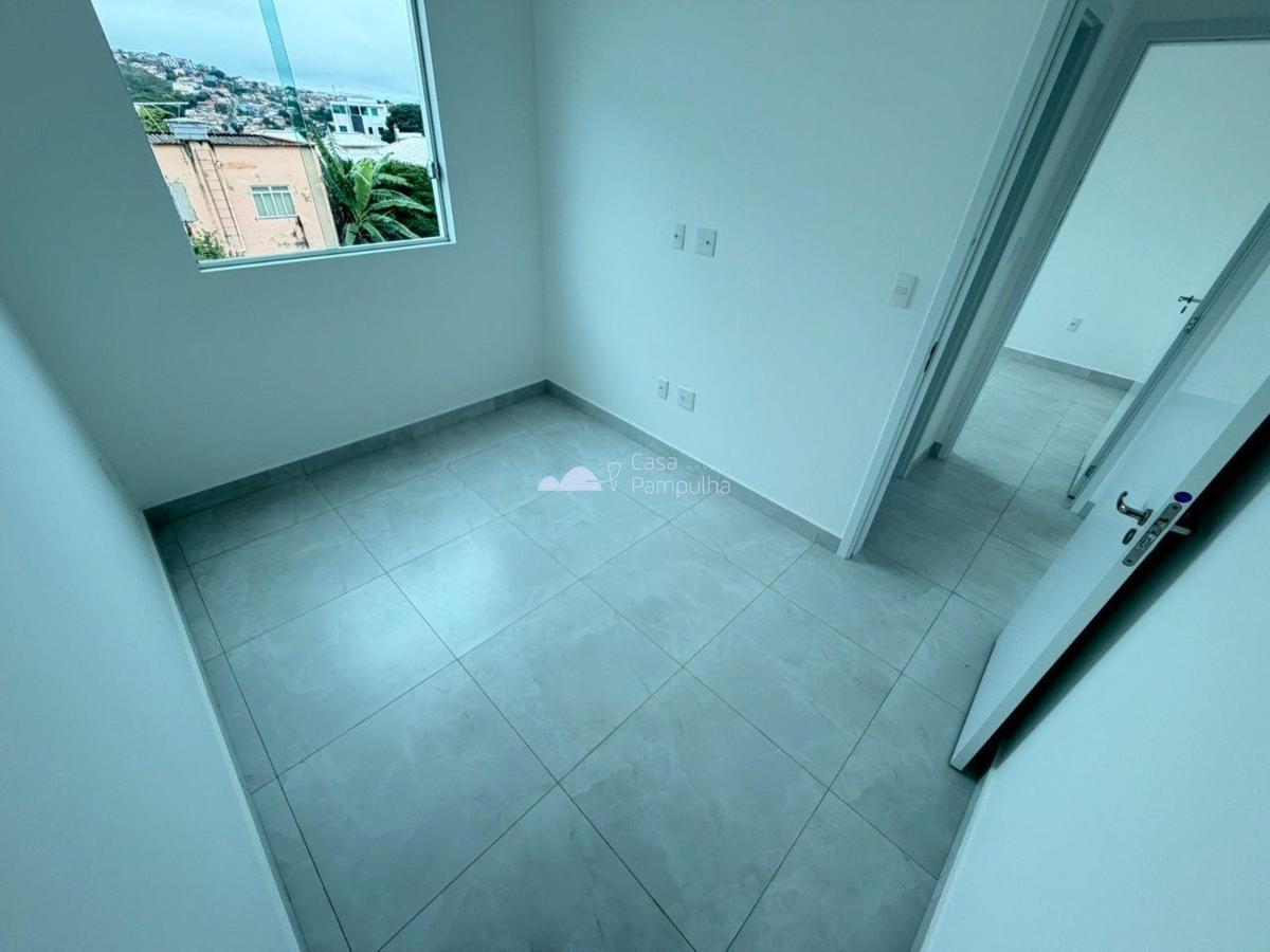 Apartamento, Candelária, 2 Quartos, 1 Vaga