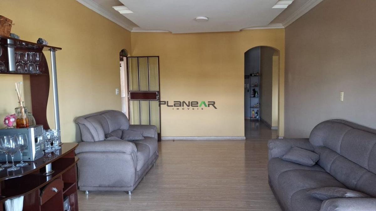 Casa, Industrial, 3 Quartos, 4 Vagas, 1 Suíte