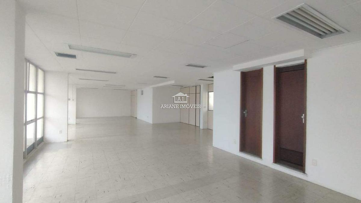 Andar, Centro, 0 Quarto, 4 Vagas