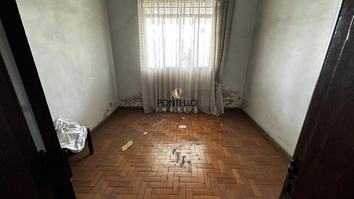 Casa, Centro, 3 Quartos, 0 Vaga