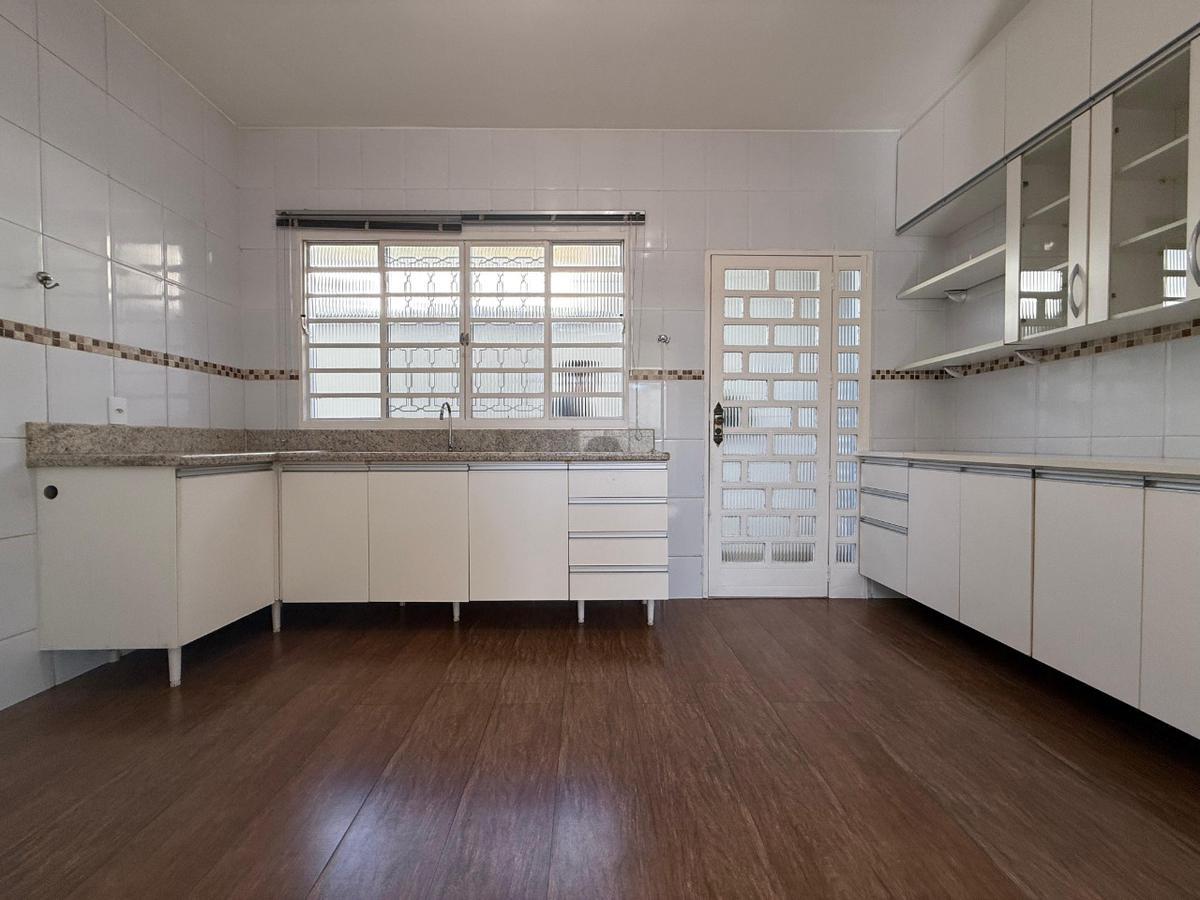 Casa, Santa Amélia, 3 Quartos, 2 Vagas, 1 Suíte