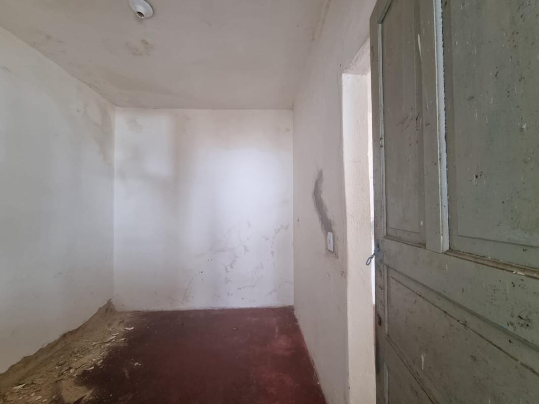 Quitinete, Industrial, 1 Quarto, 0 Vaga