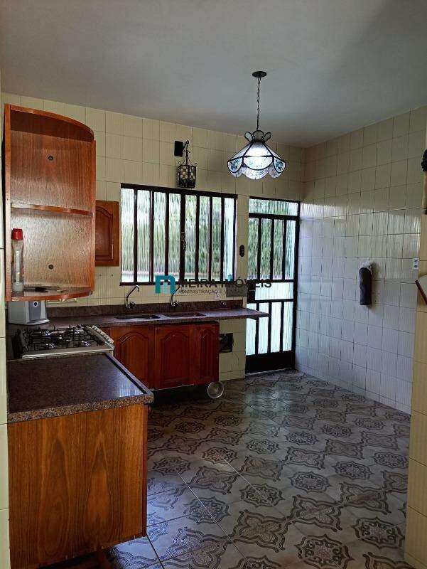 Casa, Nova Suíssa, 8 Quartos, 3 Vagas, 2 Suítes