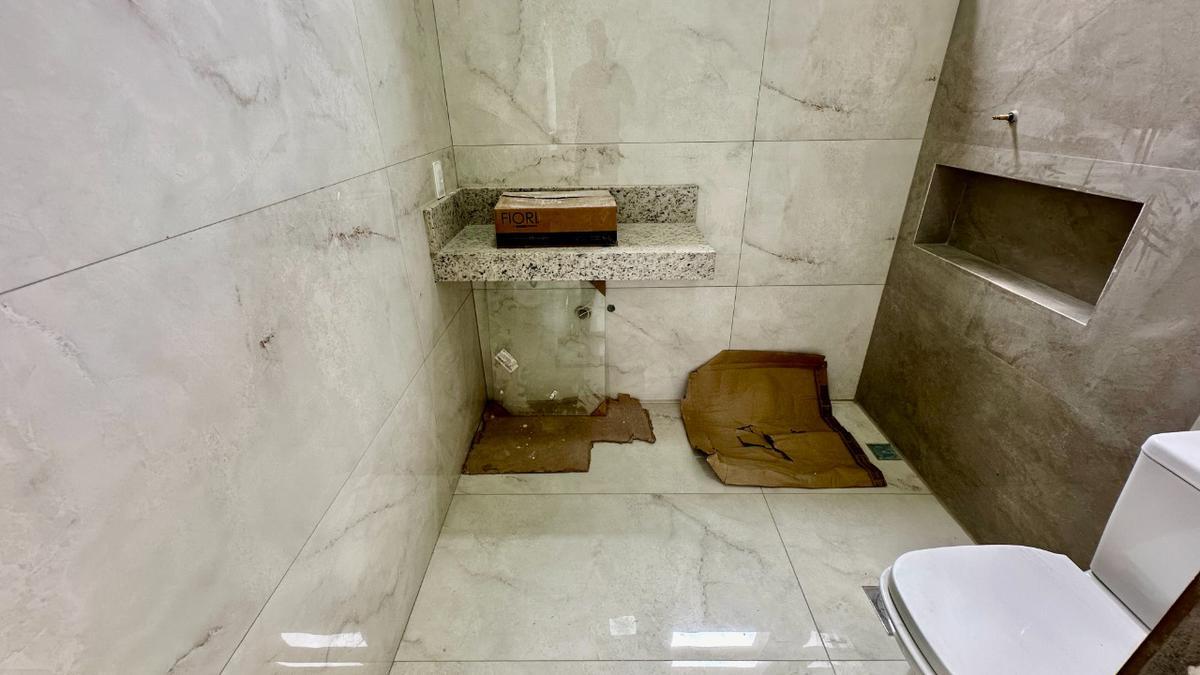 Casa, Conjunto Minascaixa, 3 Quartos, 2 Vagas, 1 Suíte