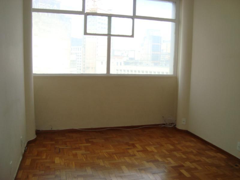 Sala, Centro, 1 Quarto, 0 Vaga