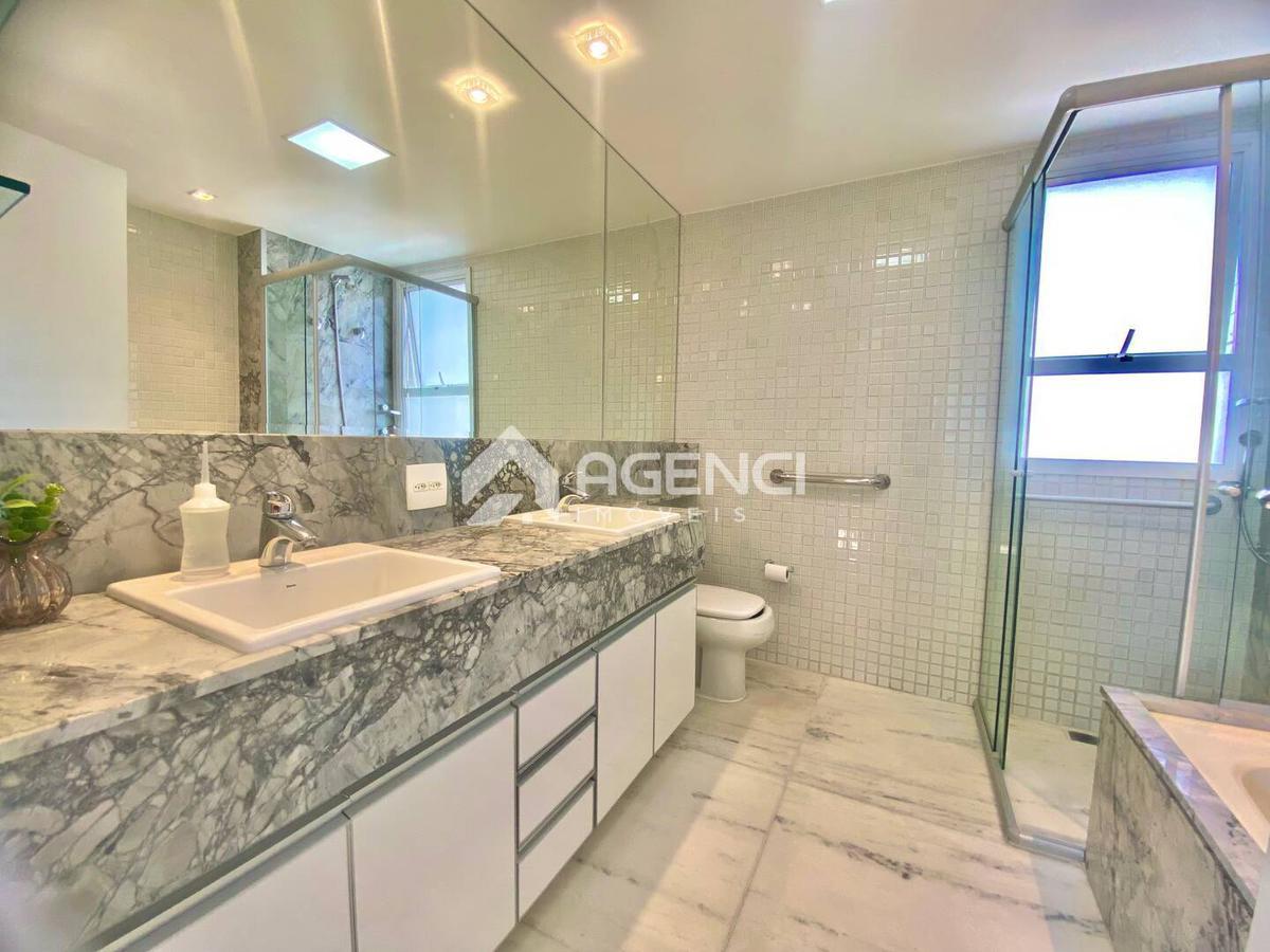 Apartamento, Savassi, 4 Quartos, 0 Vaga, 3 Suítes