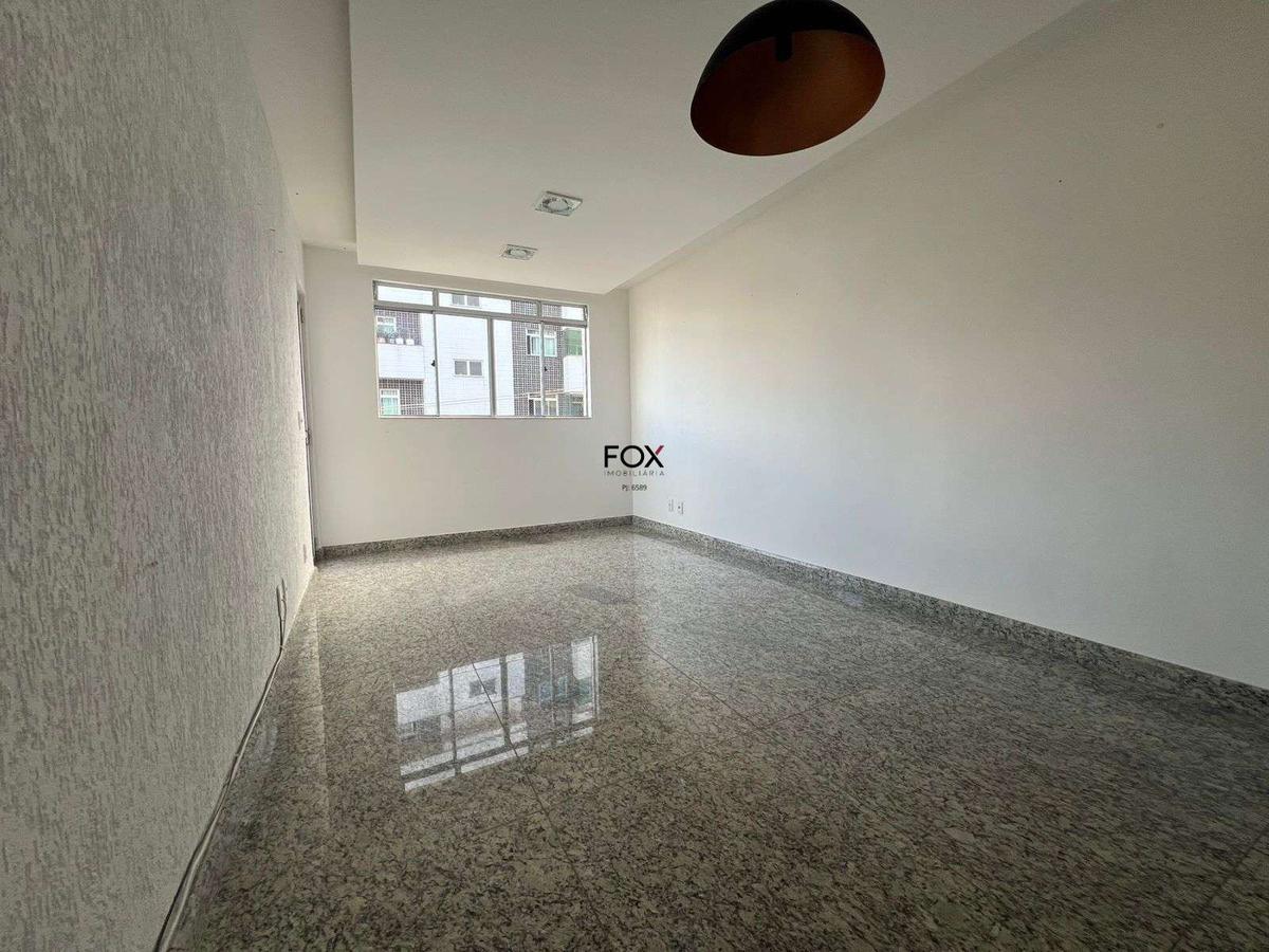 Apartamento, Sagrada Família, 3 Quartos, 2 Vagas, 1 Suíte