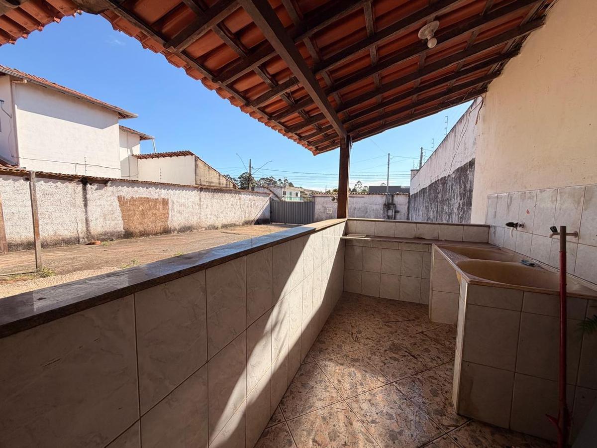 Casa, Jardim Canadá, 3 Quartos, 0 Vaga