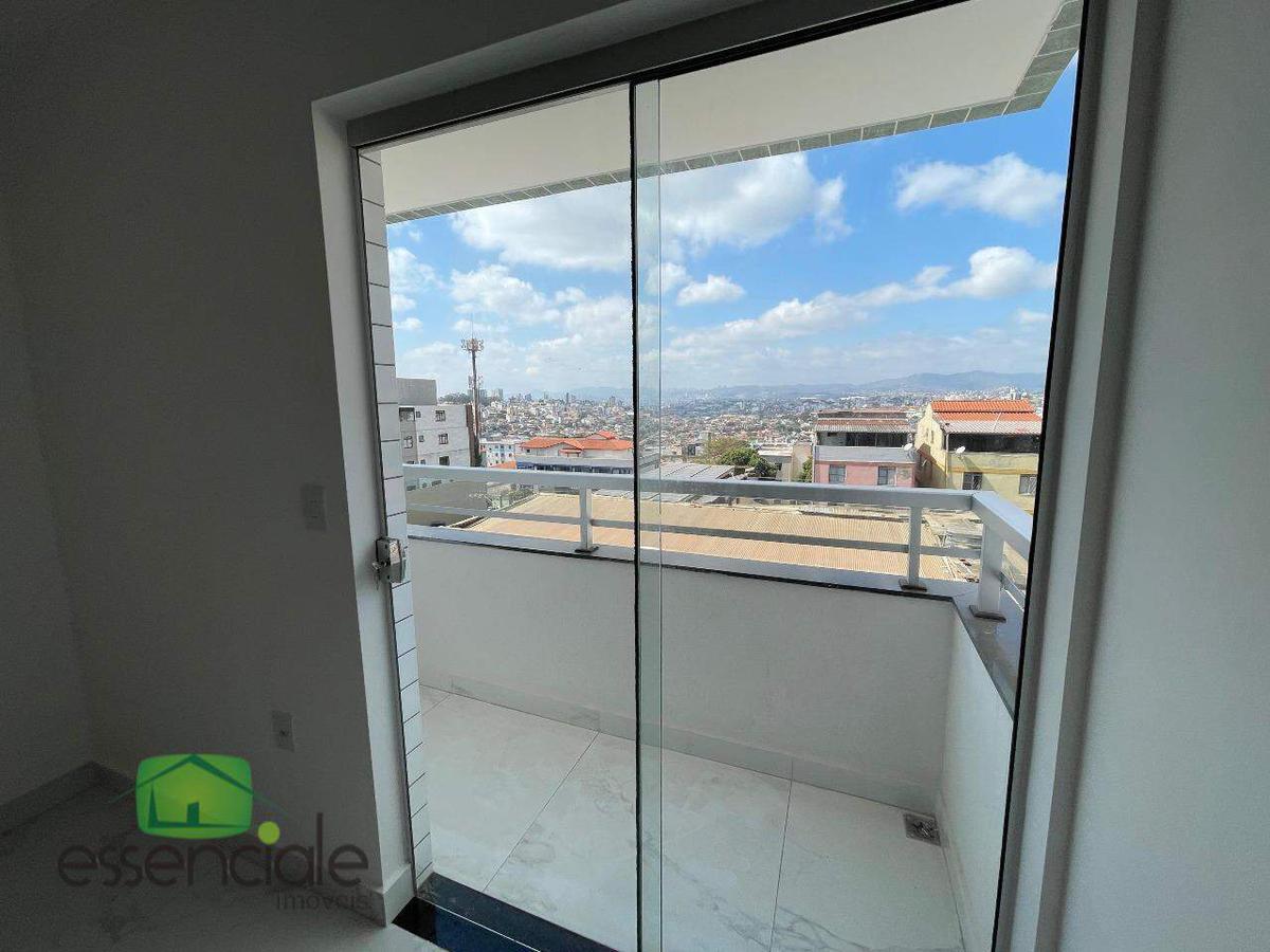 Apartamento, Santa Cruz Industrial, 3 Quartos, 1 Vaga, 1 Suíte