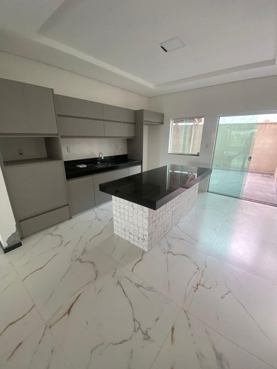 Casa, Três Barras, 3 Quartos, 2 Vagas, 1 Suíte