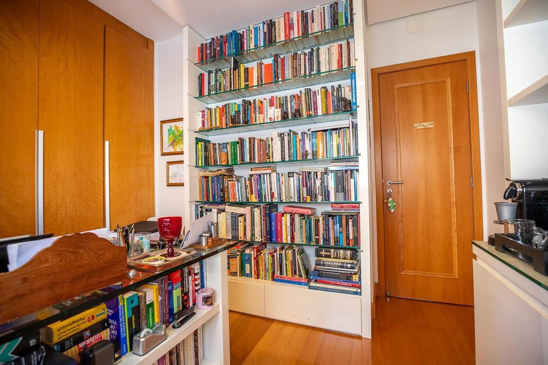 Apartamento, Sion, 4 Quartos, 3 Vagas, 2 Suítes