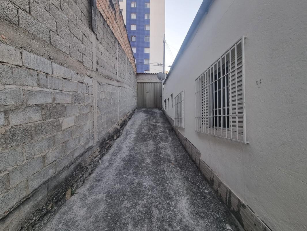 Casa, Santa Cruz Industrial, 4 Quartos, 10 Vagas, 1 Suíte