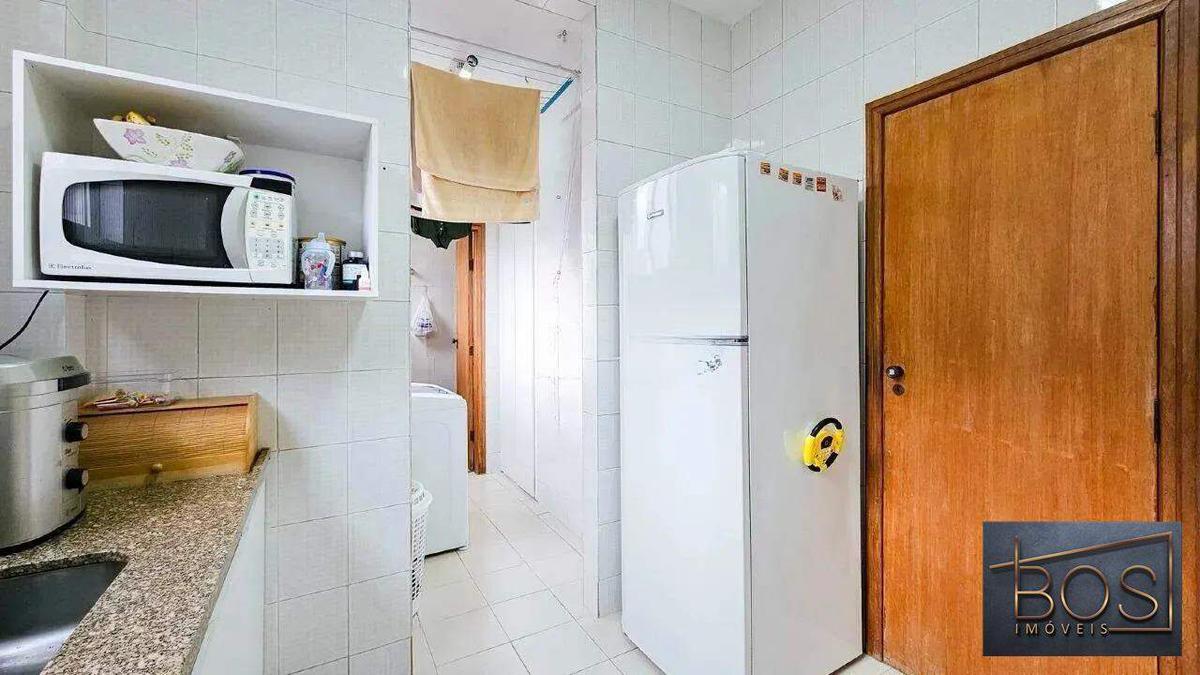 Apartamento, Sagrada Família, 3 Quartos, 2 Vagas, 1 Suíte