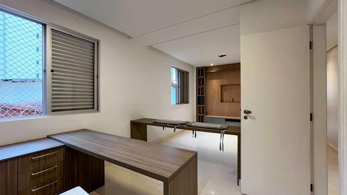Apartamento, Coração de Jesus, 4 Quartos, 3 Vagas, 1 Suíte