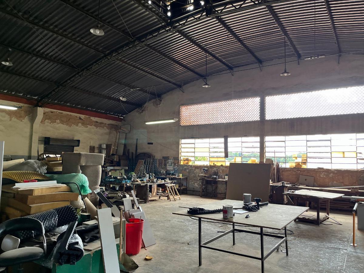 Galpão, São Francisco, 1 Quarto, 6 Vagas