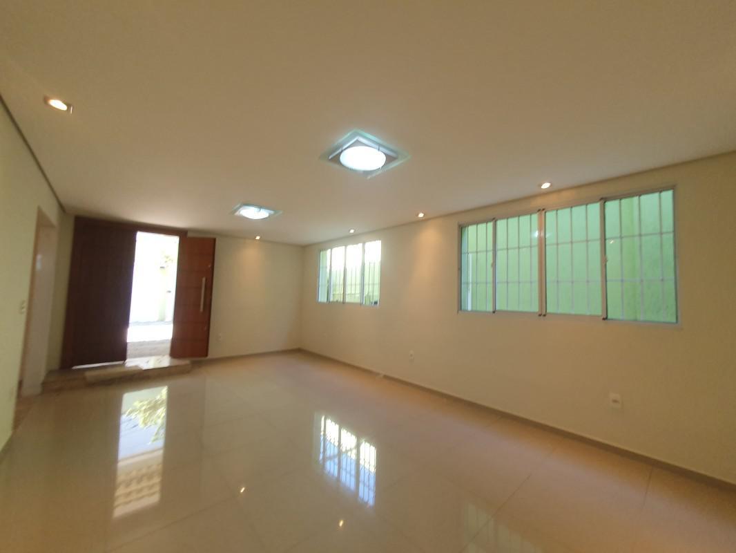 Casa, Salgado Filho, 4 Quartos, 5 Vagas, 3 Suítes