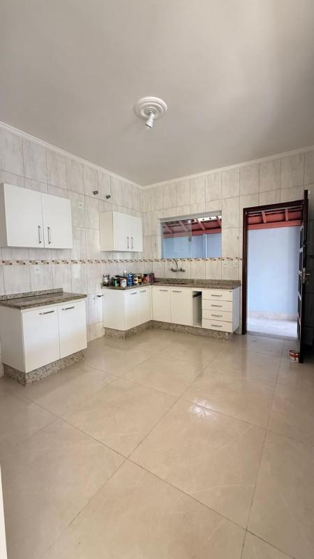 Casa, Jardim Andere, 3 Quartos, 2 Vagas, 1 Suíte