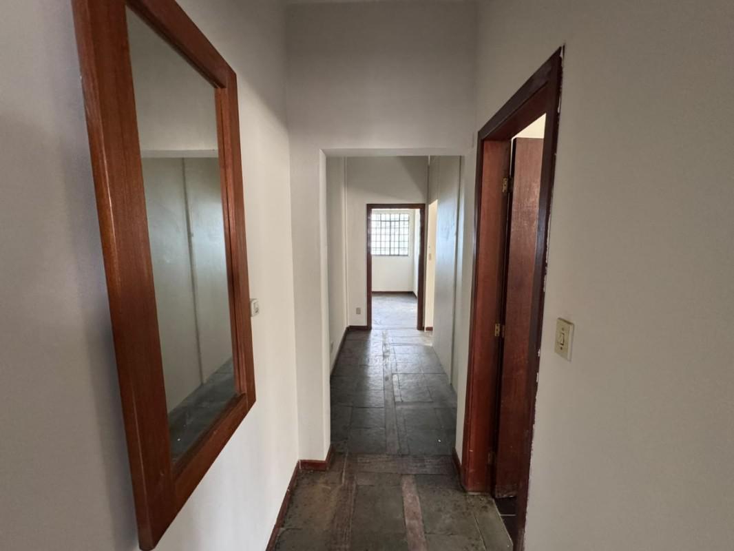 Casa, Colégio Batista, 2 Quartos, 2 Vagas