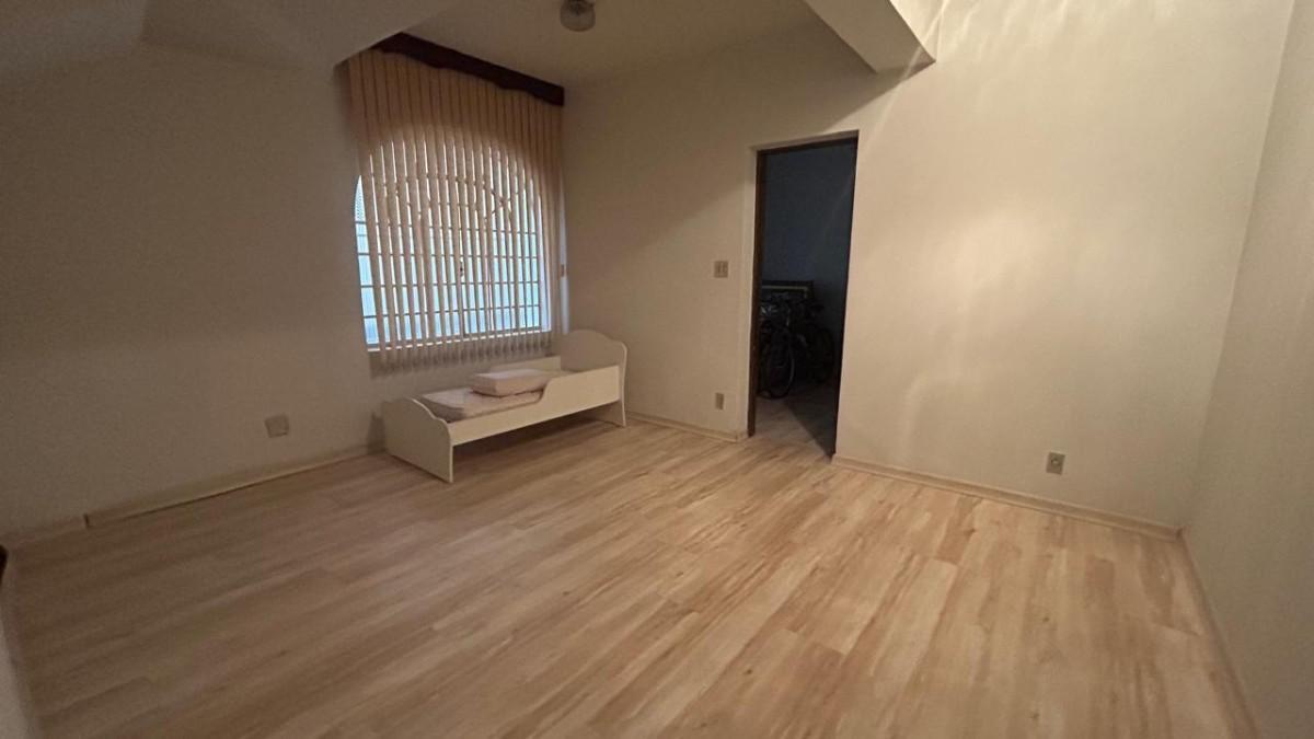 Casa Comercial, São Lucas, 5 Quartos, 4 Vagas, 1 Suíte